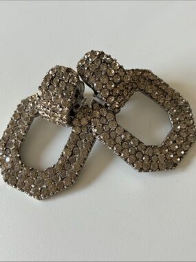 Vintage Thelma Deutsch clip one